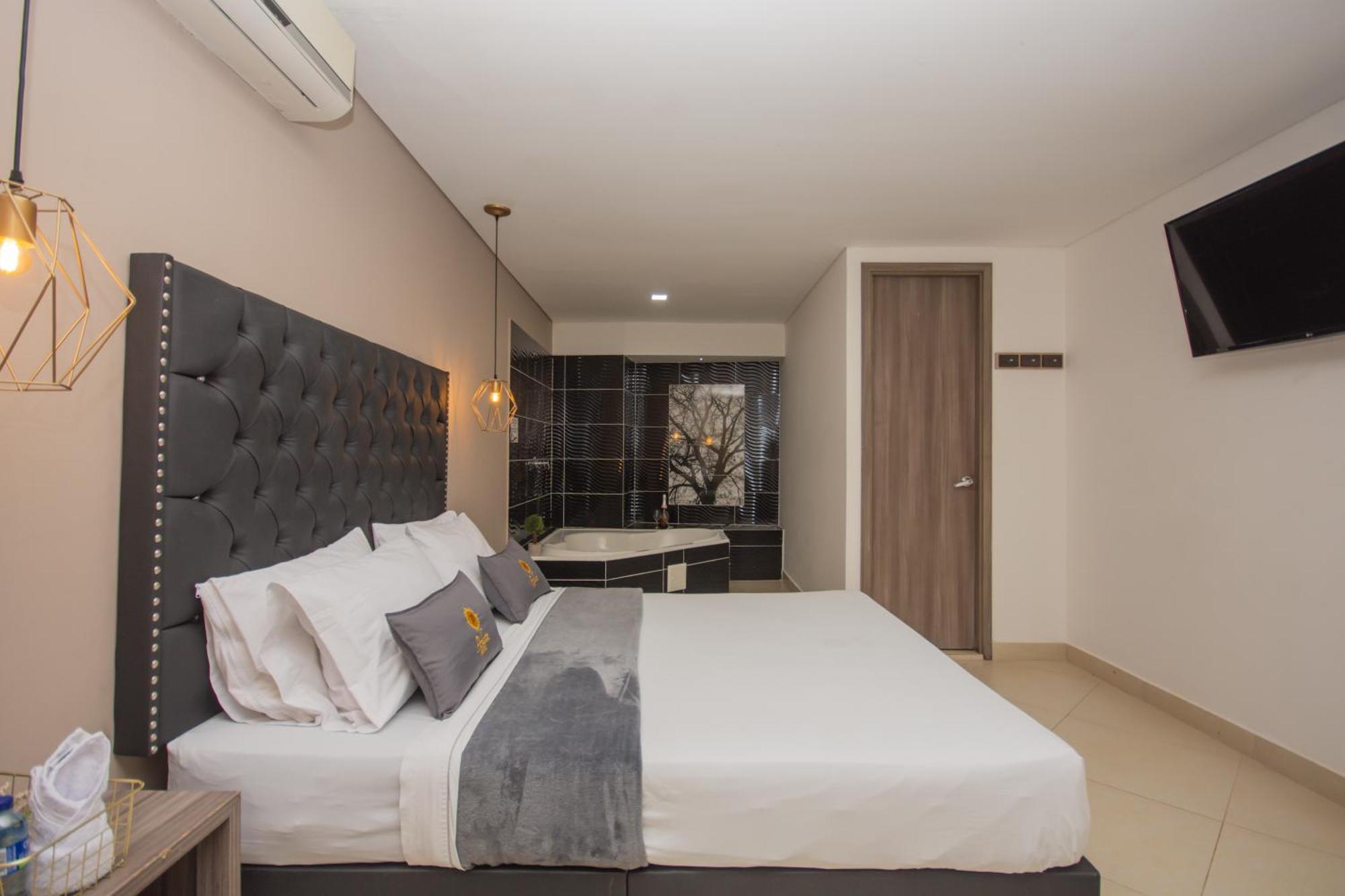 Hotel Perlatto เบลโญ ภายนอก รูปภาพ