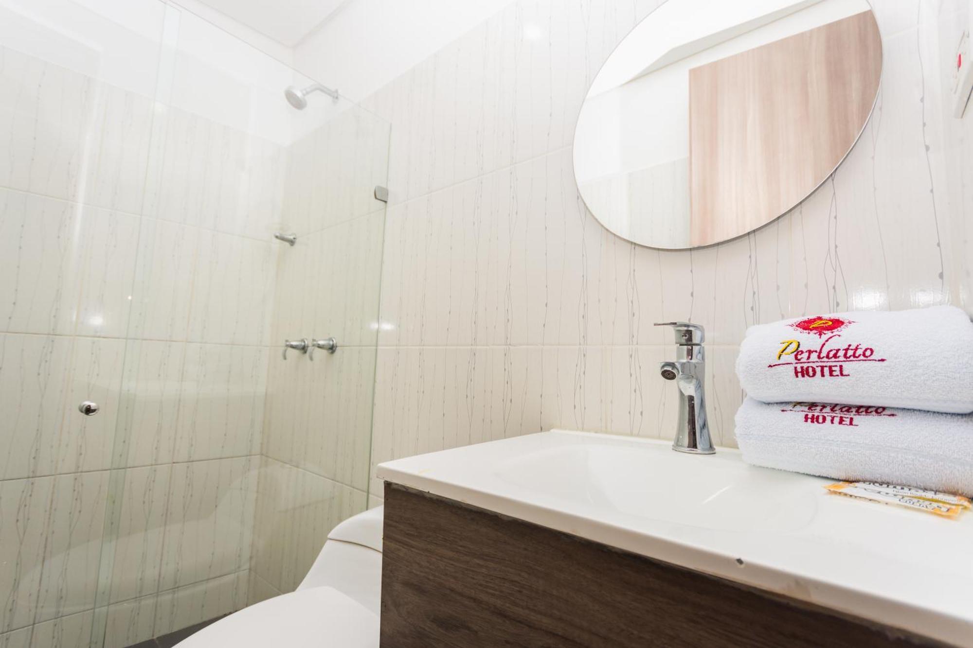 Hotel Perlatto เบลโญ ภายนอก รูปภาพ