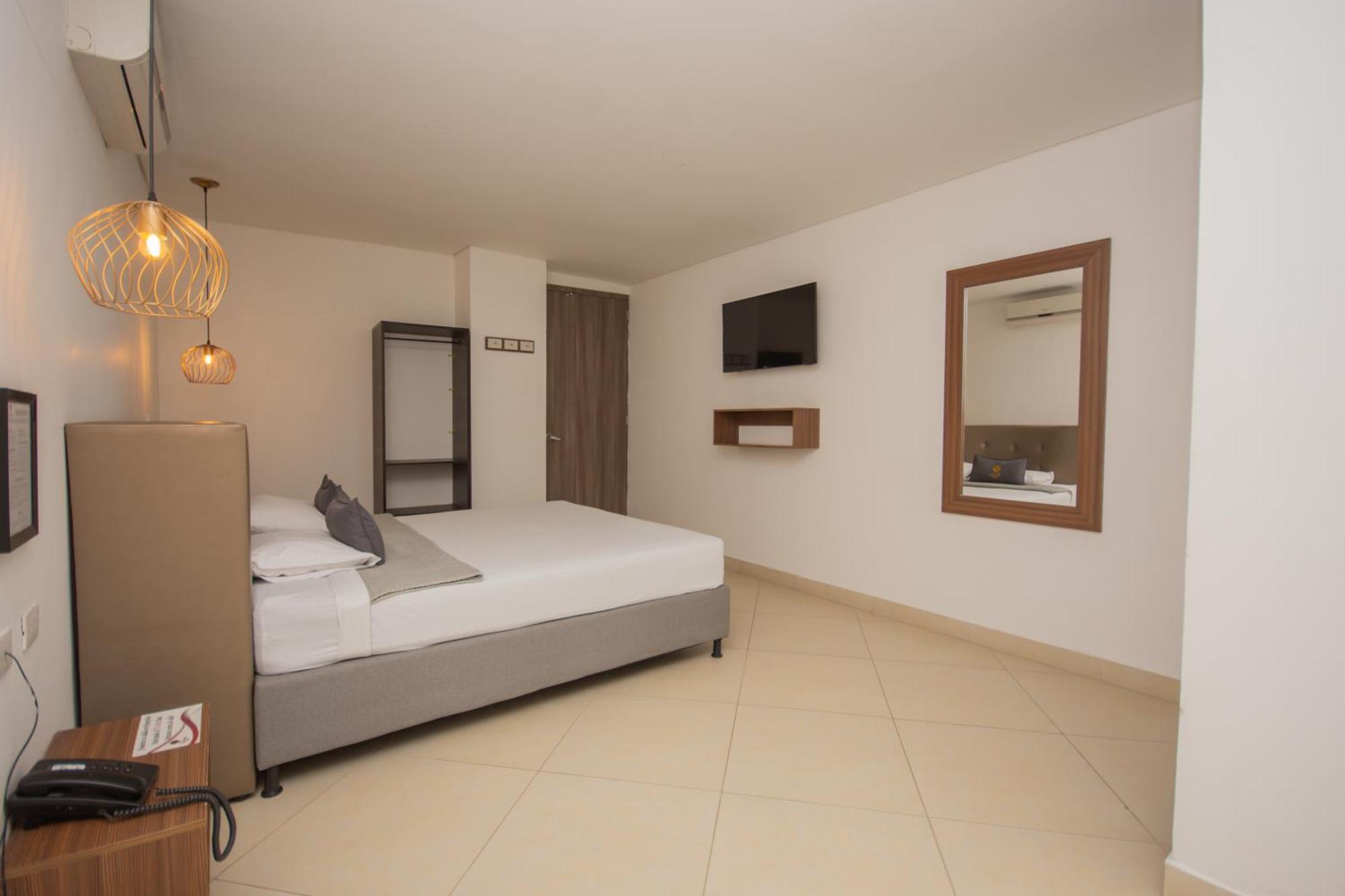 Hotel Perlatto เบลโญ ภายนอก รูปภาพ