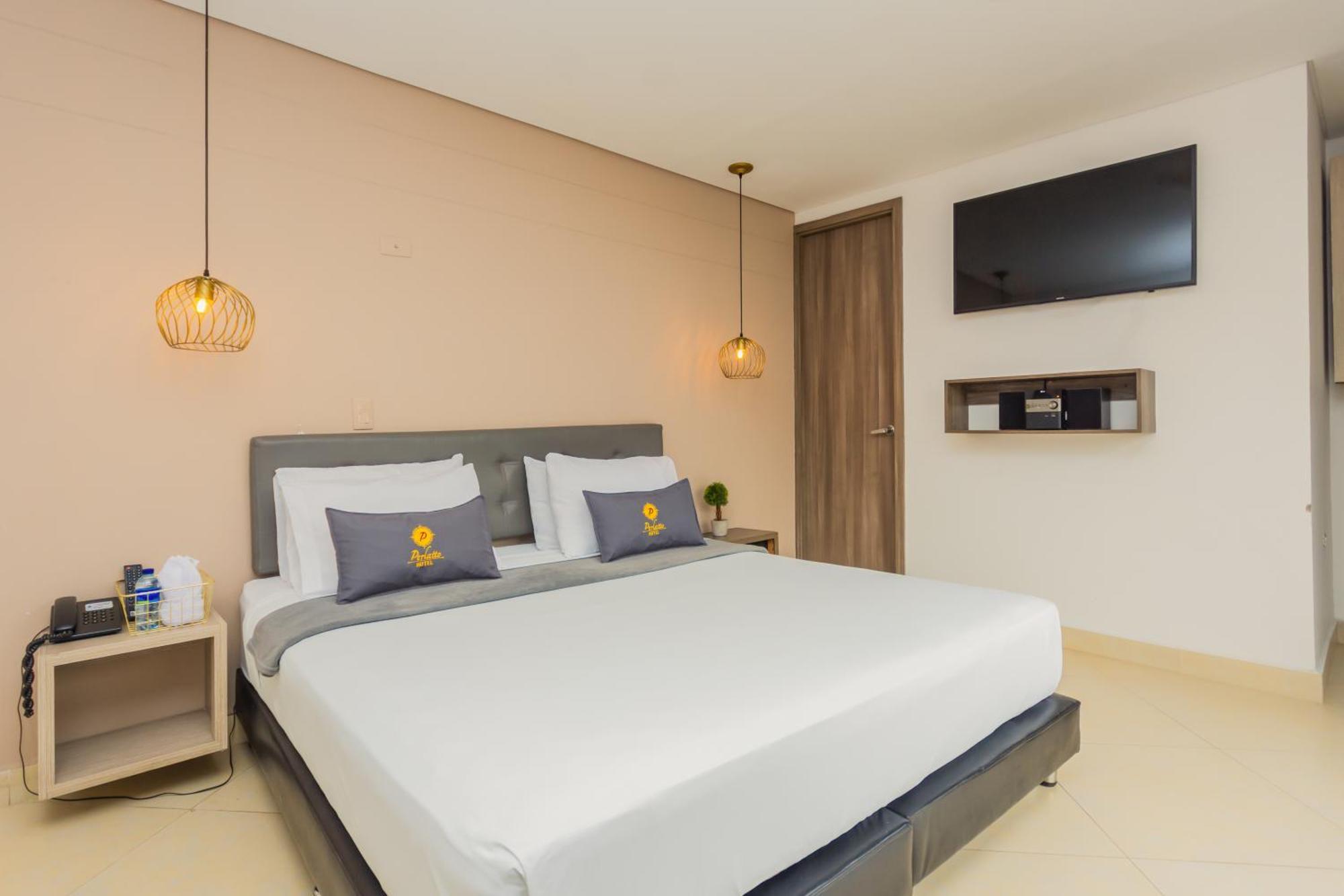 Hotel Perlatto เบลโญ ภายนอก รูปภาพ